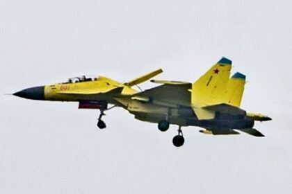 В России заметили модернизированный истребитель Су-30СМ
